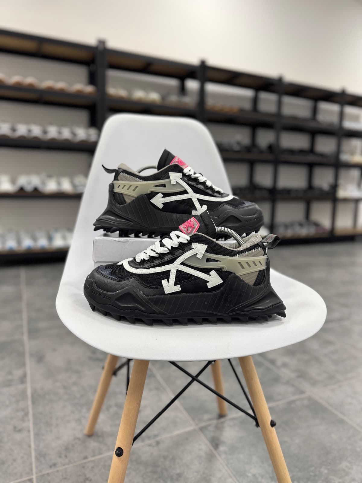 Off-White Odsy-1000 — 1