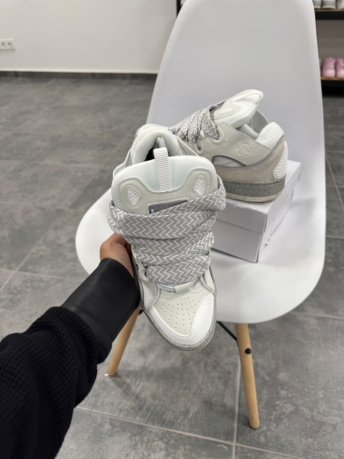 Lanvin Curb — 3