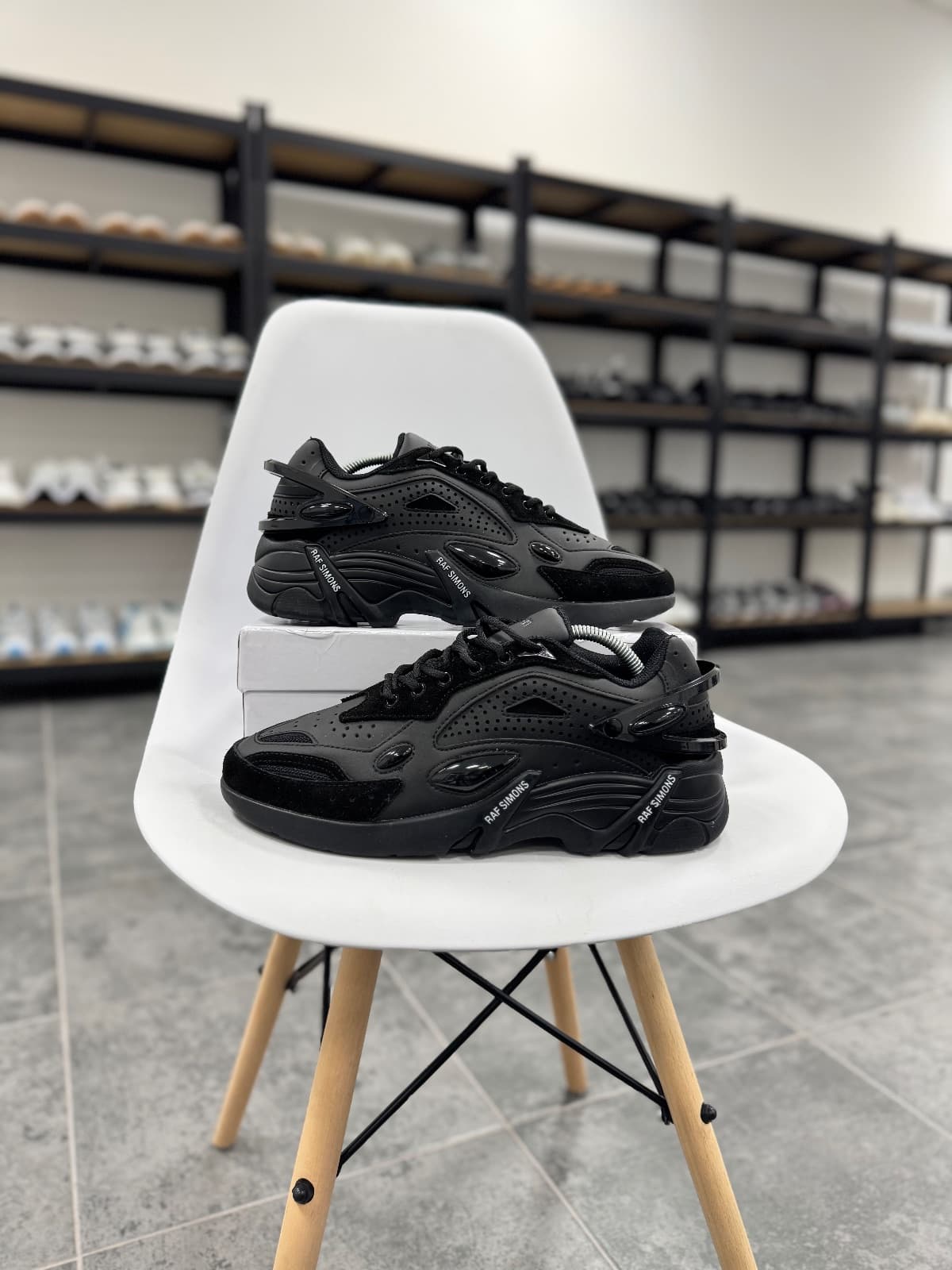 Raf Simons Cylon-21 — 1