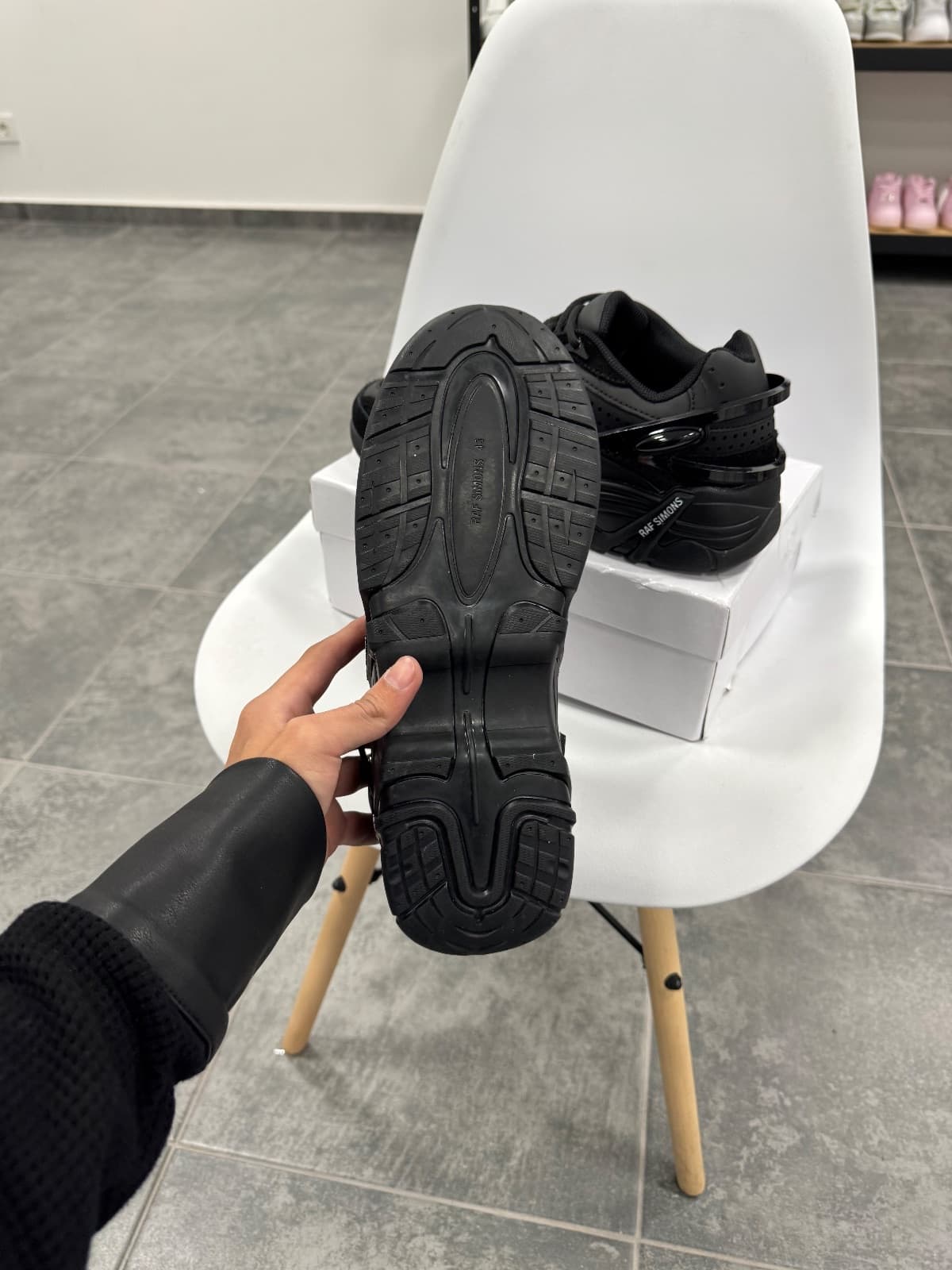 Raf Simons Cylon-21 — 4